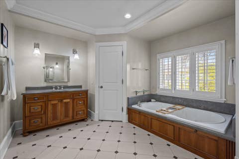 Tiny photo for 127 Glenwood Avenue, Winnetka, IL 60093 (MLS # 12677019)
