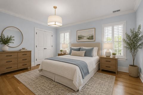 Tiny photo for 127 Glenwood Avenue, Winnetka, IL 60093 (MLS # 12677019)