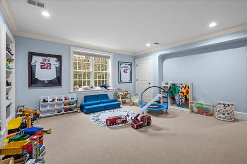 Tiny photo for 127 Glenwood Avenue, Winnetka, IL 60093 (MLS # 12677019)