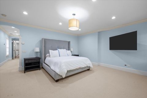 Tiny photo for 127 Glenwood Avenue, Winnetka, IL 60093 (MLS # 12677019)