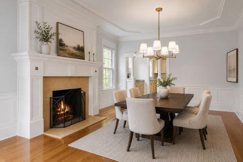 Tiny photo for 127 Glenwood Avenue, Winnetka, IL 60093 (MLS # 12677019)