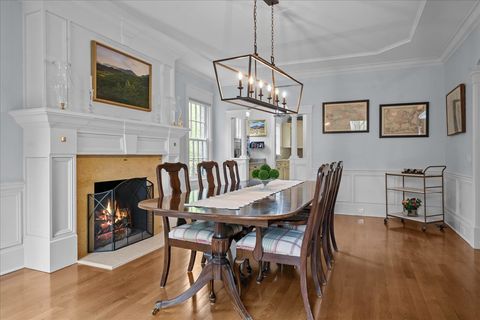 Tiny photo for 127 Glenwood Avenue, Winnetka, IL 60093 (MLS # 12677019)