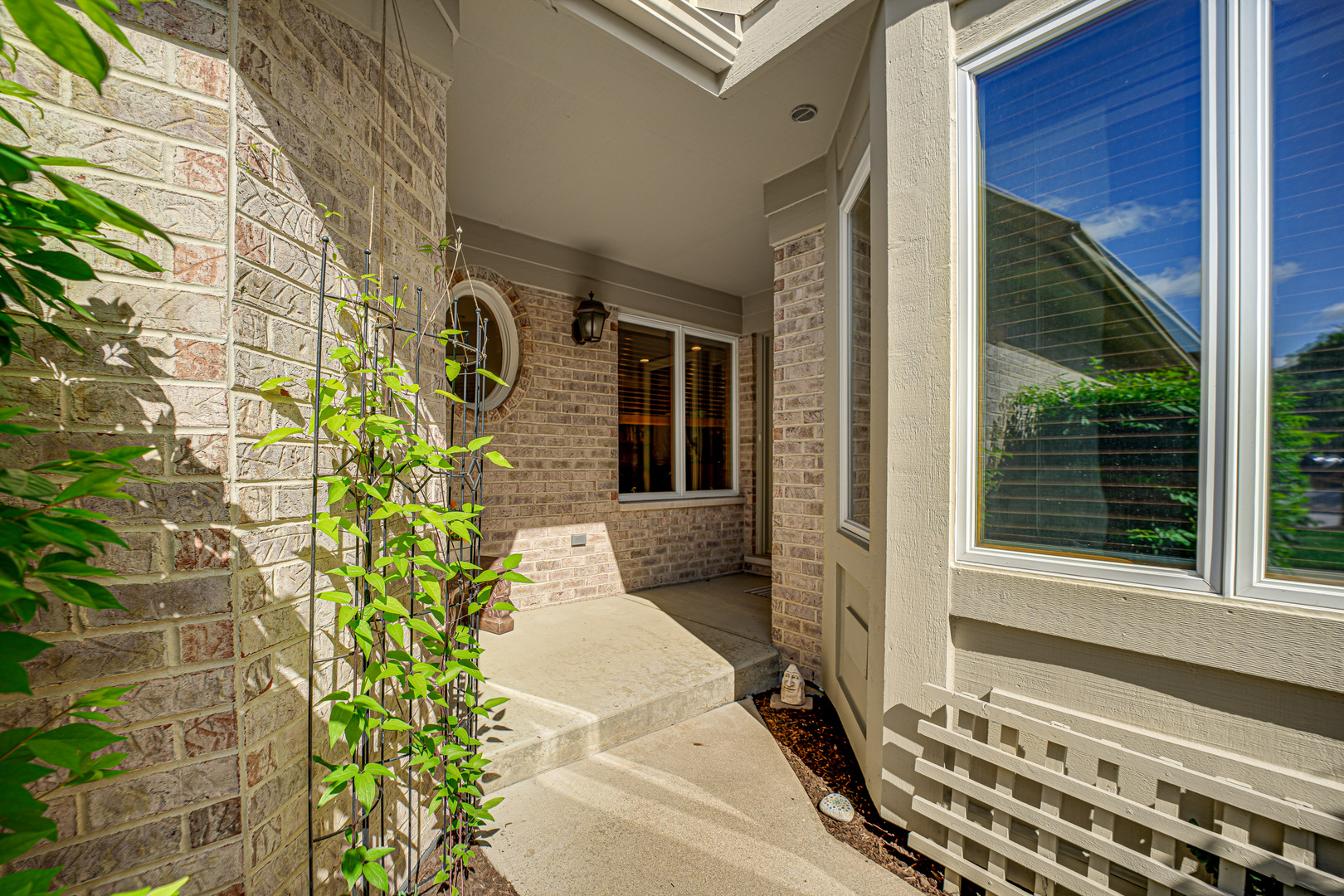 2254 Tamarack Drive