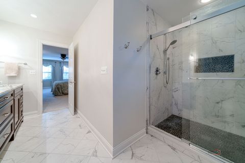 Tiny photo for 832 interlaken Lane, Libertyville, IL 60048 (MLS # 12492933)