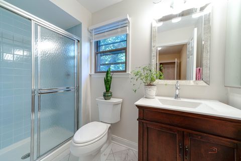 Tiny photo for 832 interlaken Lane, Libertyville, IL 60048 (MLS # 12492933)