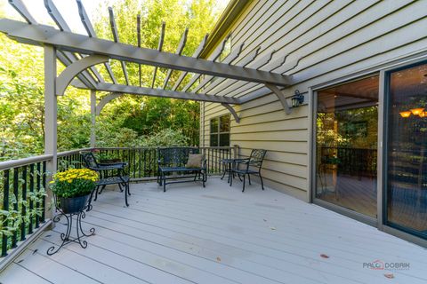 Tiny photo for 832 interlaken Lane, Libertyville, IL 60048 (MLS # 12492933)