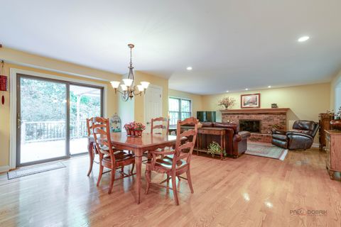 Tiny photo for 832 interlaken Lane, Libertyville, IL 60048 (MLS # 12492933)