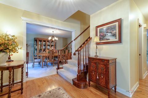 Tiny photo for 832 interlaken Lane, Libertyville, IL 60048 (MLS # 12492933)