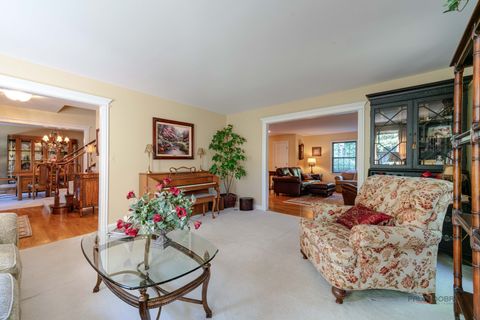 Tiny photo for 832 interlaken Lane, Libertyville, IL 60048 (MLS # 12492933)