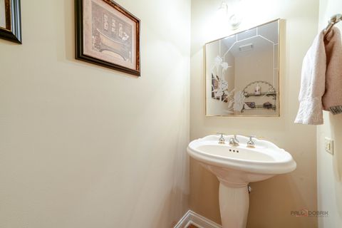Tiny photo for 832 interlaken Lane, Libertyville, IL 60048 (MLS # 12492933)