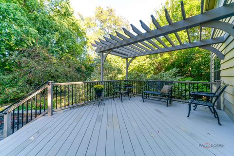 Tiny photo for 832 interlaken Lane, Libertyville, IL 60048 (MLS # 12492933)