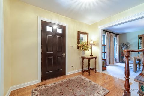 Tiny photo for 832 interlaken Lane, Libertyville, IL 60048 (MLS # 12492933)