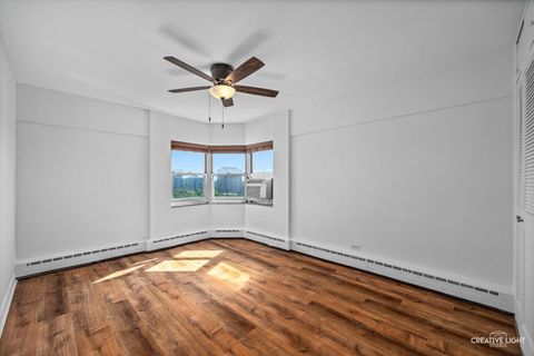 Tiny photo for 4960 N Marine Drive #1214, Chicago, IL 60640 (MLS # 12453725)