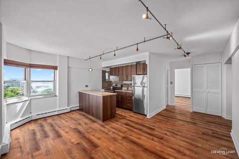 Tiny photo for 4960 N Marine Drive #1214, Chicago, IL 60640 (MLS # 12453725)