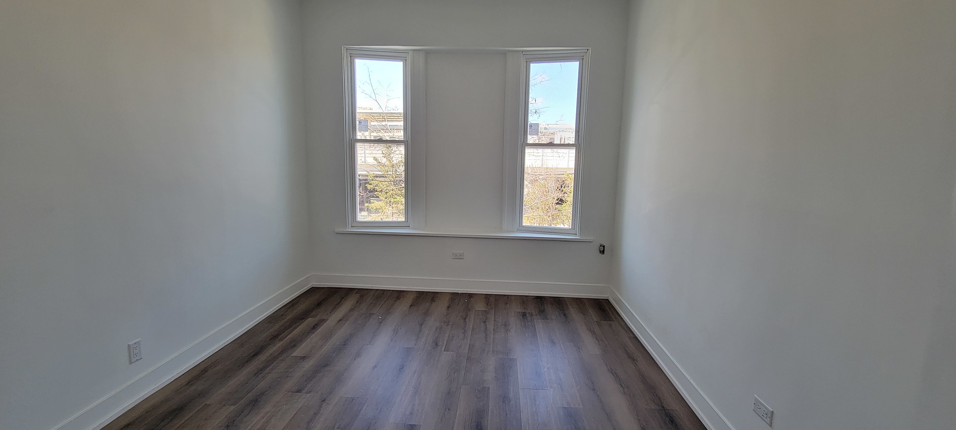 3207 N Wilton Avenue 2