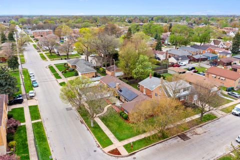 Tiny photo for 3850 W 93rd Street, Evergreen Park, IL 60805 (MLS # 12622827)