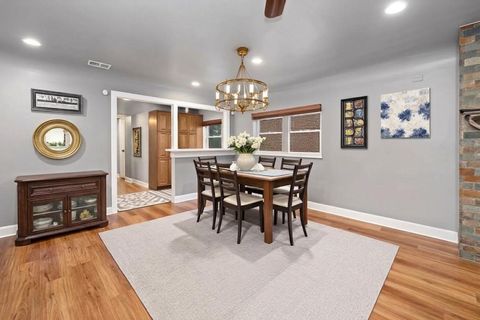 Tiny photo for 3850 W 93rd Street, Evergreen Park, IL 60805 (MLS # 12622827)