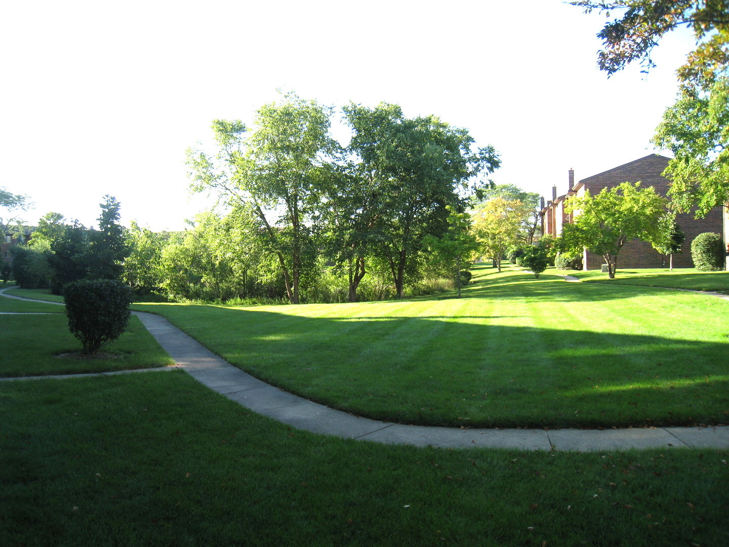 Schaumburg, Illinois 60193, United States, 2 Bedrooms Bedrooms, ,1 BathroomBathrooms,Residential,Active,230148