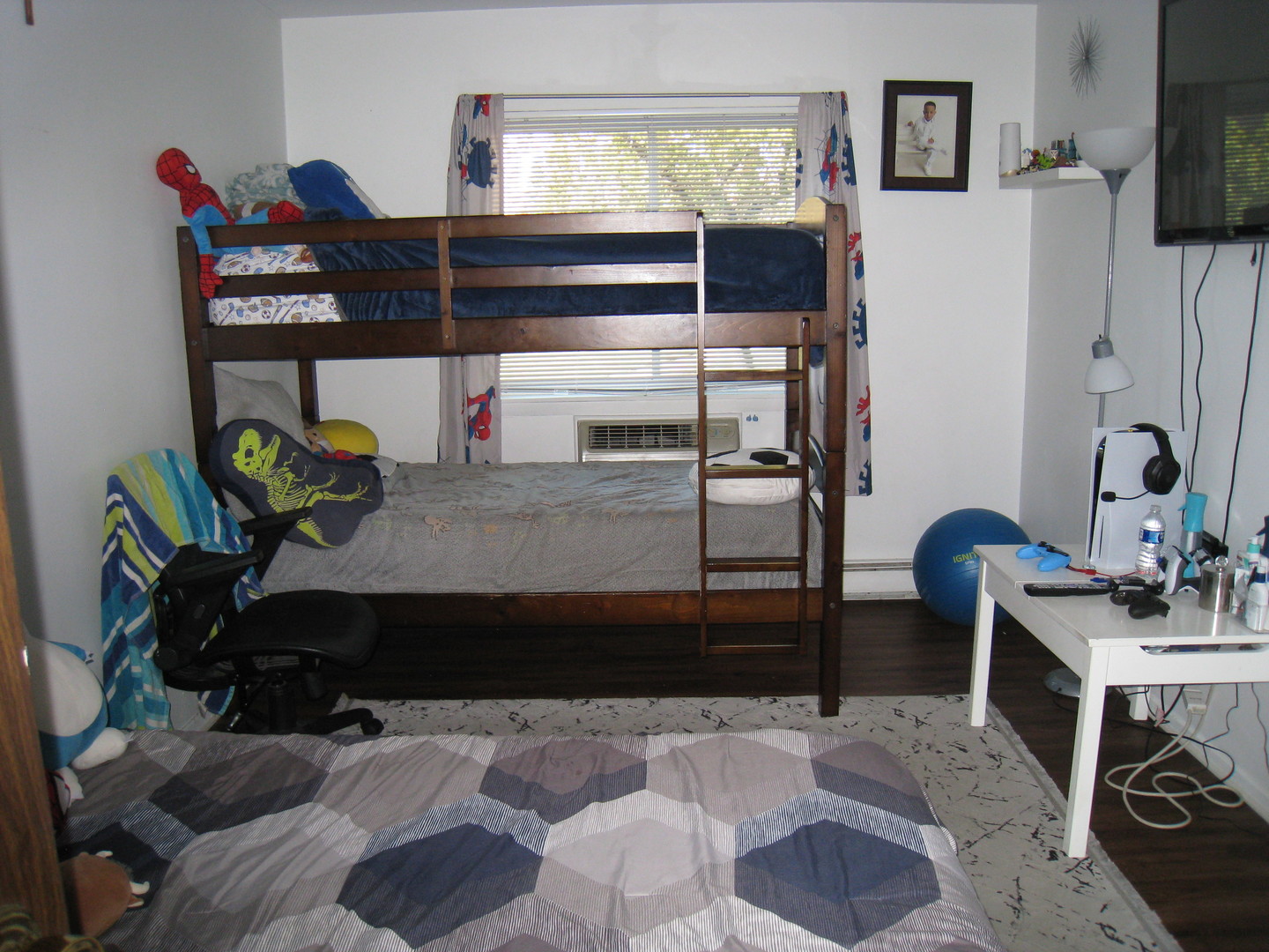 Schaumburg, Illinois 60193, United States, 2 Bedrooms Bedrooms, ,1 BathroomBathrooms,Residential,Active,230148