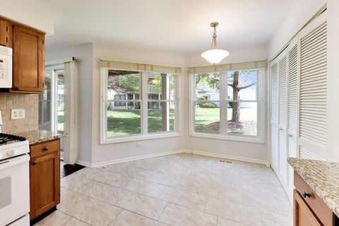 Tiny photo for 40 Willow Parkway #0, Buffalo Grove, IL 60089 (MLS # 12678838)