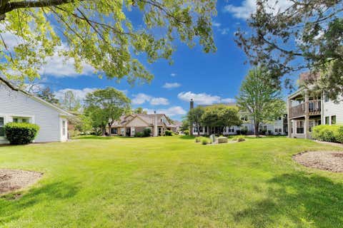 Tiny photo for 40 Willow Parkway #0, Buffalo Grove, IL 60089 (MLS # 12678838)