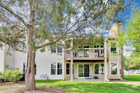 Tiny photo for 40 Willow Parkway #0, Buffalo Grove, IL 60089 (MLS # 12678838)