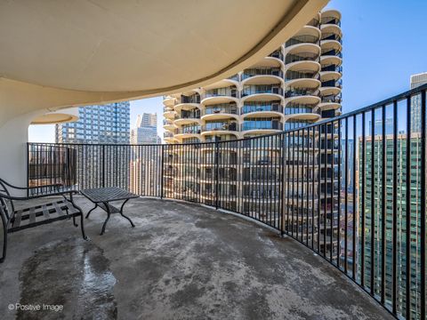 Tiny photo for 300 N State Street #5125, Chicago, IL 60654 (MLS # 12579728)