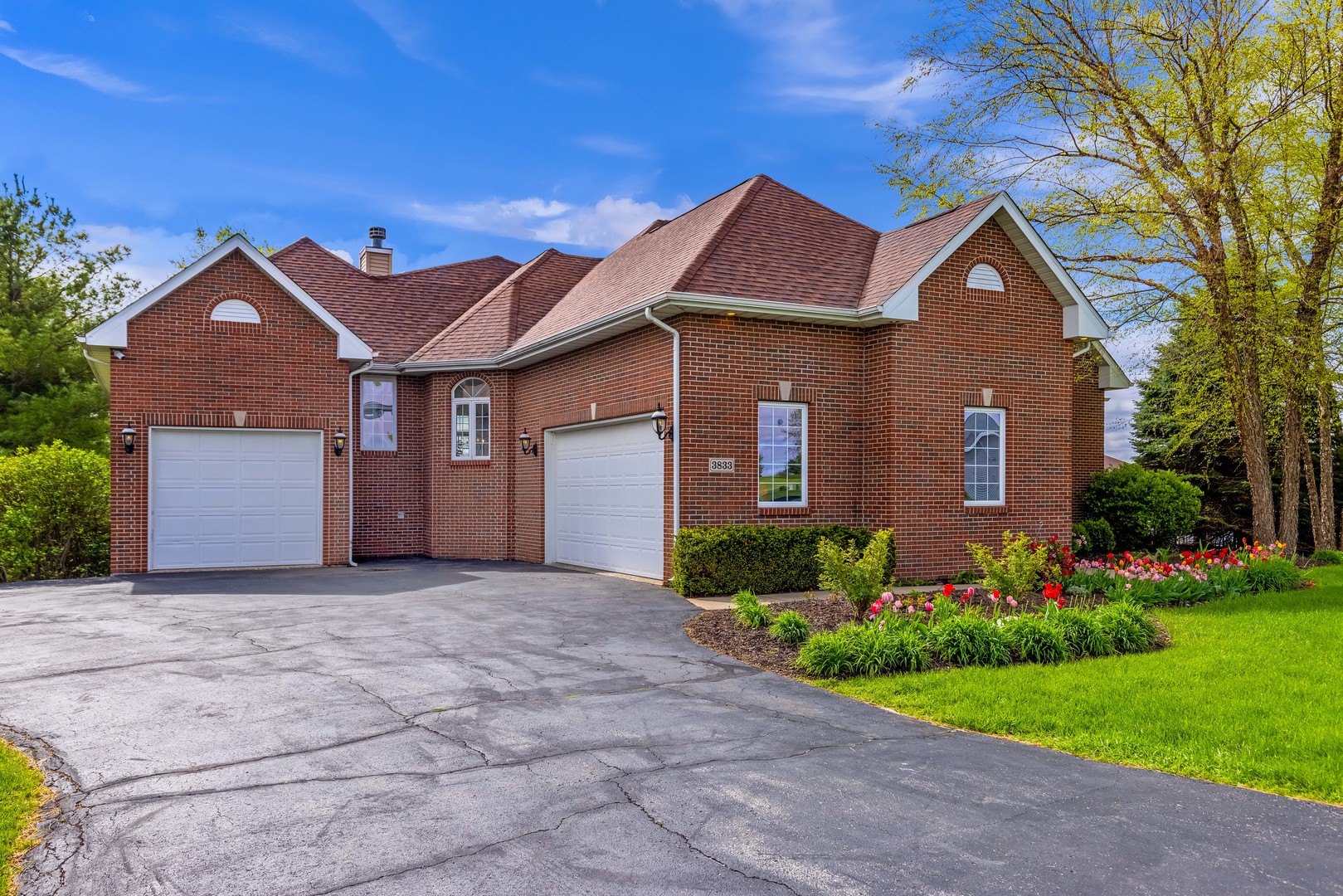 3833 Westlake Village Drive