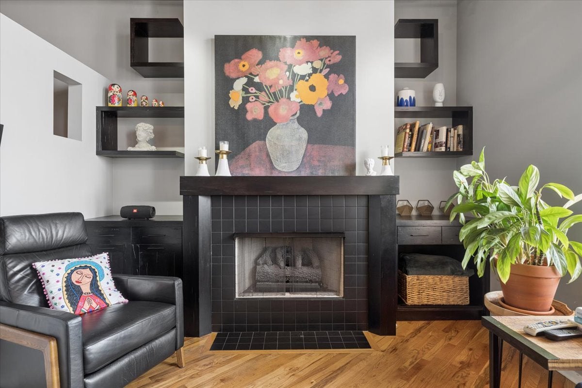 616 W FULTON Street 519
