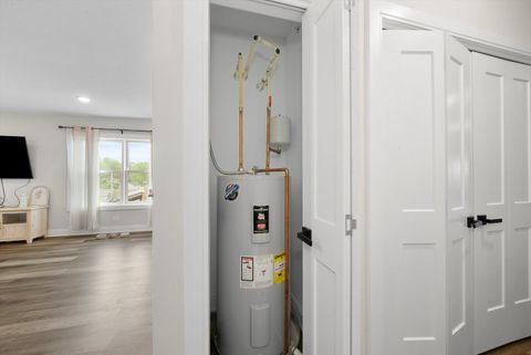 Tiny photo for 1016 State Street, Lockport, IL 60441 (MLS # 12625225)