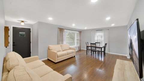 Tiny photo for 17247 69th Avenue, Tinley Park, IL 60477 (MLS # 12762897)