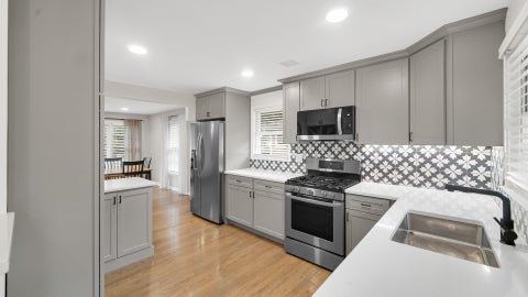 Tiny photo for 17247 69th Avenue, Tinley Park, IL 60477 (MLS # 12762897)