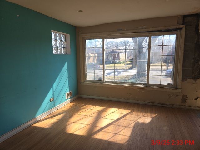 114 W 126th Place