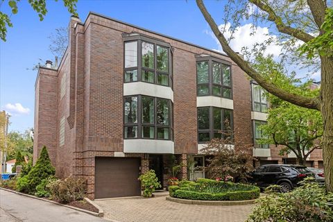 1162 W Farwell Avenue Chicago IL 60626