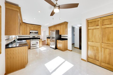 Tiny photo for 720 Dunhill Drive, Buffalo Grove, IL 60089 (MLS # 12761409)