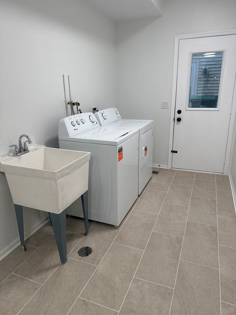 Tiny photo for 720 Dunhill Drive, Buffalo Grove, IL 60089 (MLS # 12761409)