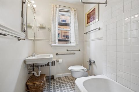 Tiny photo for Evanston, IL 60201 (MLS # 12591971)