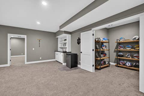 Tiny photo for 5511 Willmeyer Drive, Bettendorf, IA 52722 (MLS # 12722629)