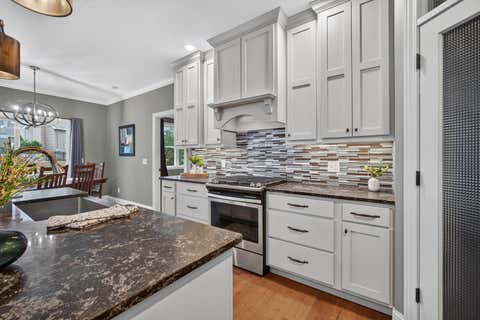 Tiny photo for 5511 Willmeyer Drive, Bettendorf, IA 52722 (MLS # 12722629)