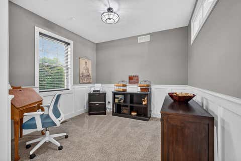 Tiny photo for 5511 Willmeyer Drive, Bettendorf, IA 52722 (MLS # 12722629)