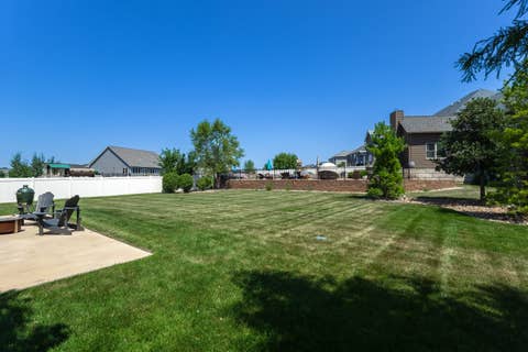 Tiny photo for 5511 Willmeyer Drive, Bettendorf, IA 52722 (MLS # 12722629)