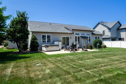Tiny photo for 5511 Willmeyer Drive, Bettendorf, IA 52722 (MLS # 12722629)