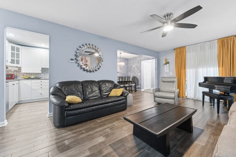 Tiny photo for 1804 Fayette Walk #D, Hoffman Estates, IL 60169 (MLS # 12776504)