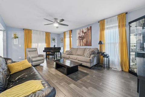 Tiny photo for 1804 Fayette Walk #D, Hoffman Estates, IL 60169 (MLS # 12776504)