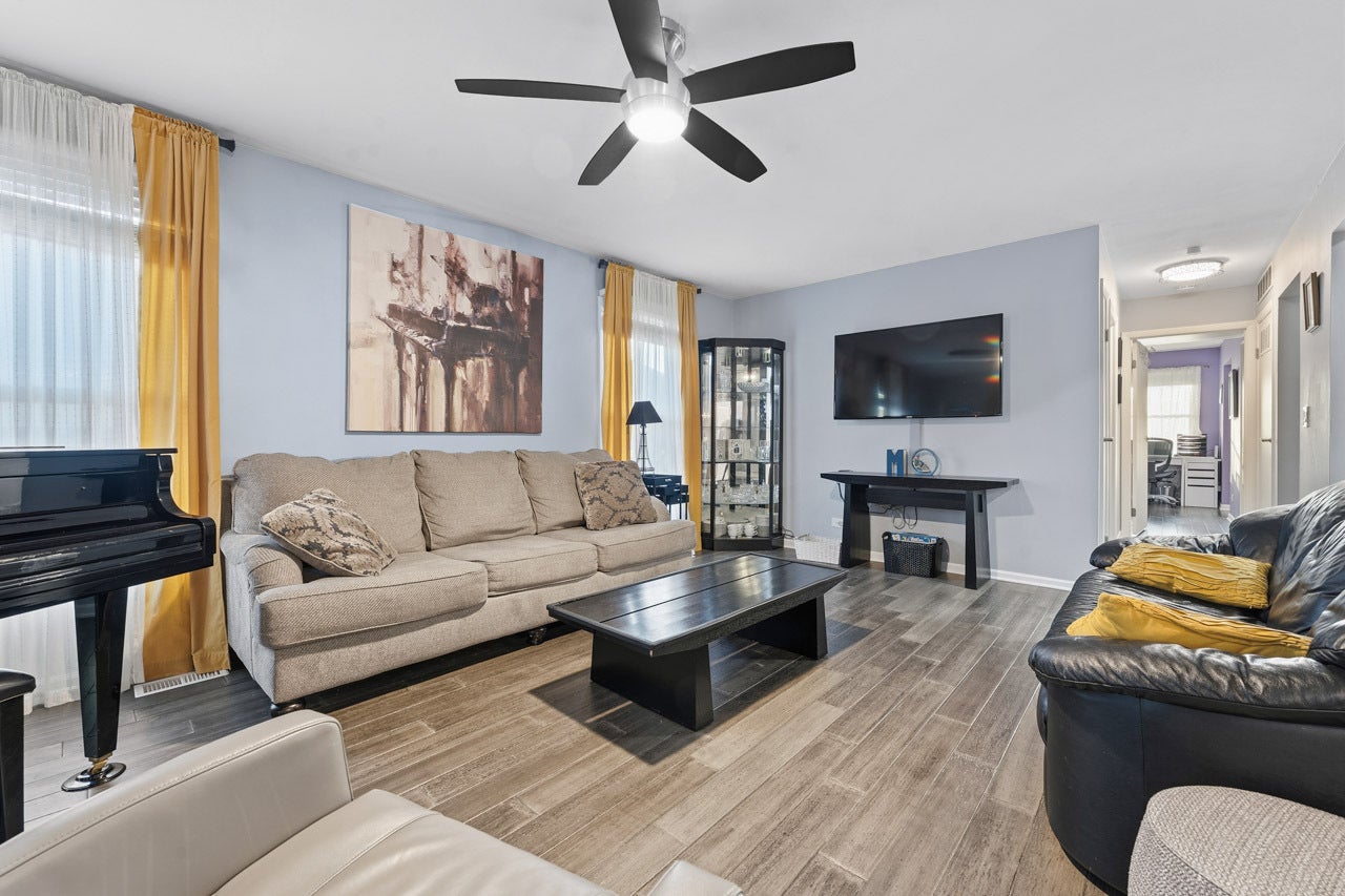 1804 Fayette Walk D