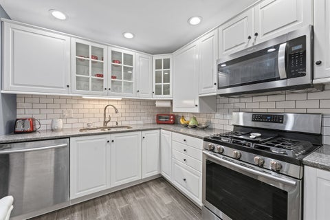 Tiny photo for 1804 Fayette Walk #D, Hoffman Estates, IL 60169 (MLS # 12776504)