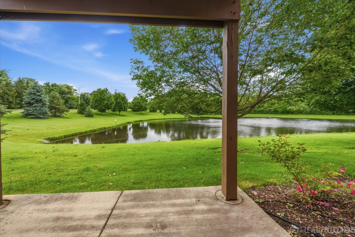 2471 Stoughton Circle 2471