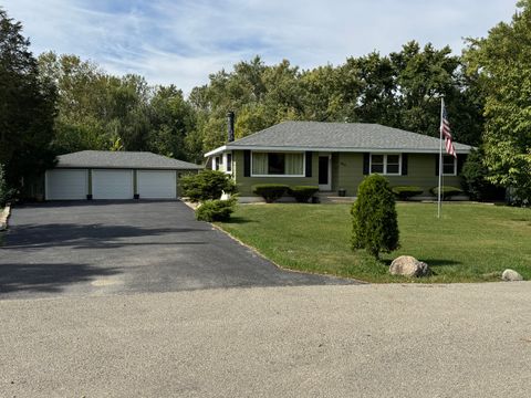 Photo of 609 Oak Street, Lockport, IL 60441 (MLS # 12483268)