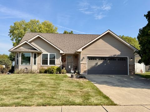 Photo of 1227 Red Fox Circle, Sandwich, IL 60548 (MLS # 12485849)