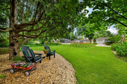 Tiny photo for 812 Richards Street, Geneva, IL 60134 (MLS # 12723045)